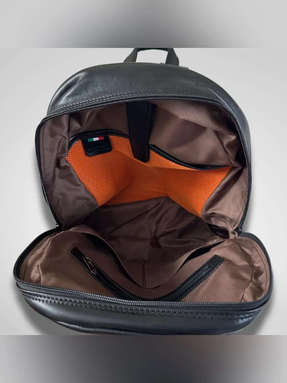 Sorrento De Martino Buffalo Italian Leather Backpack